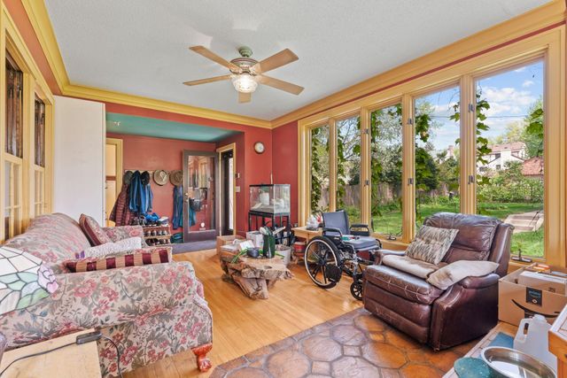 504 Mississippi River Boulevard S, Saint Paul, MN 55116