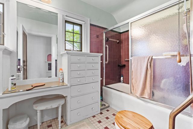 504 Mississippi River Boulevard S, Saint Paul, MN 55116