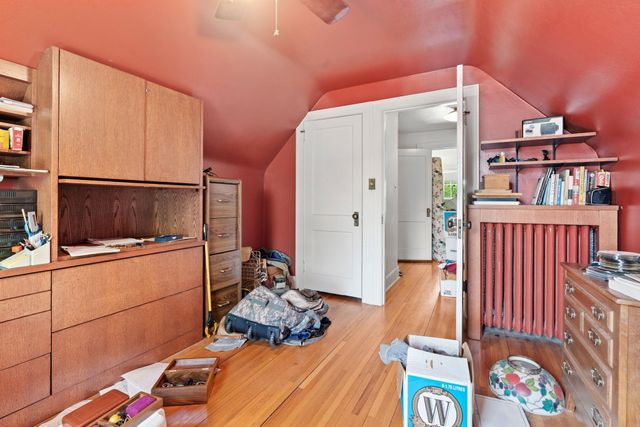504 Mississippi River Boulevard S, Saint Paul, MN 55116