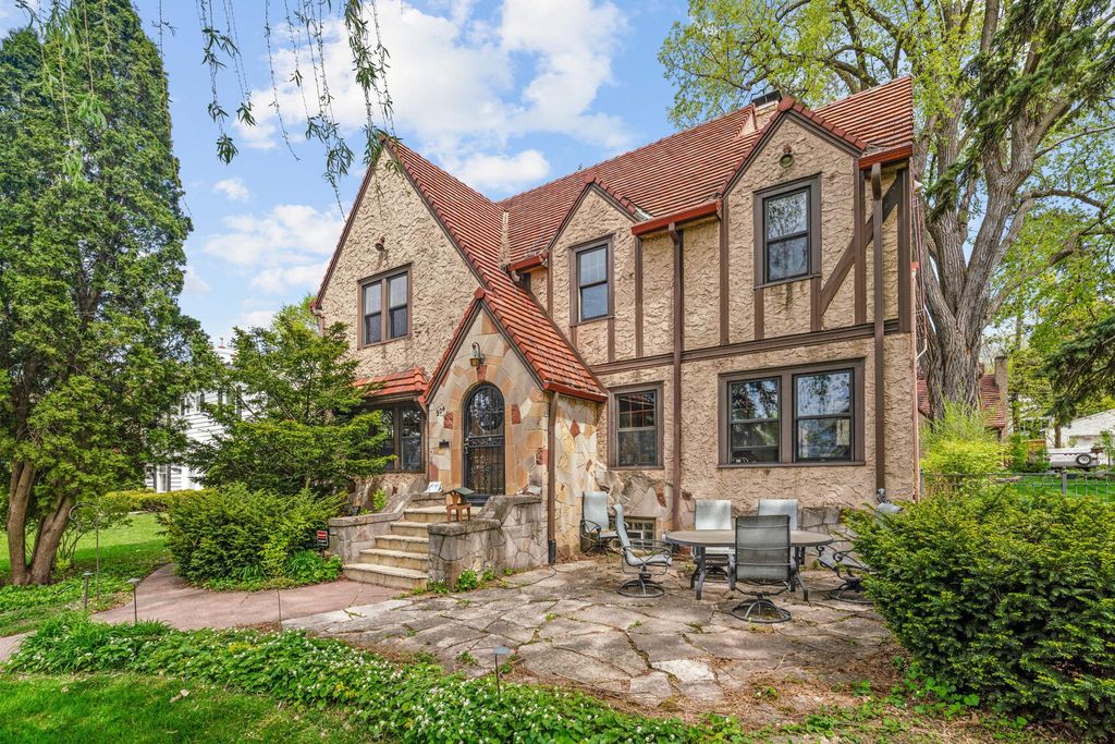 504 Mississippi River Boulevard S, Saint Paul, MN 55116 — photo 2