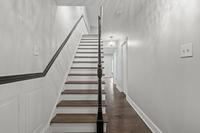 8202 Gruener Court 8202, Palos Hills, IL 60465