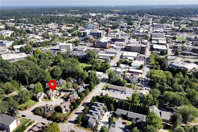 405 Forrest Lane, Gainesville, GA 30501