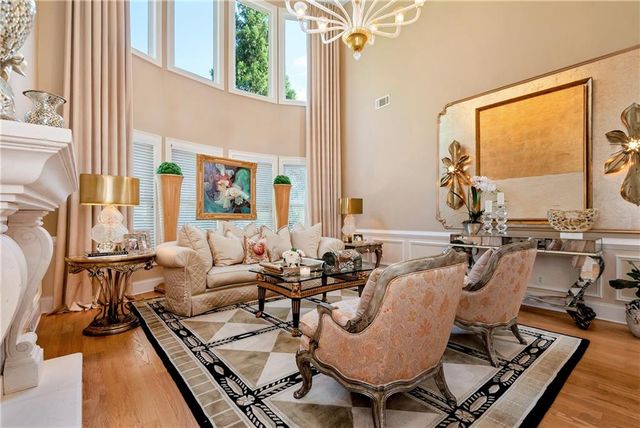 405 Forrest Lane, Gainesville, GA 30501