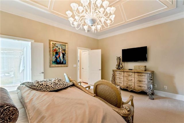 405 Forrest Lane, Gainesville, GA 30501