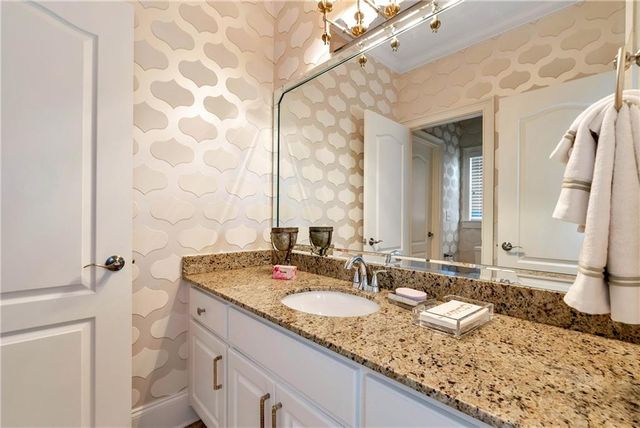 405 Forrest Lane, Gainesville, GA 30501