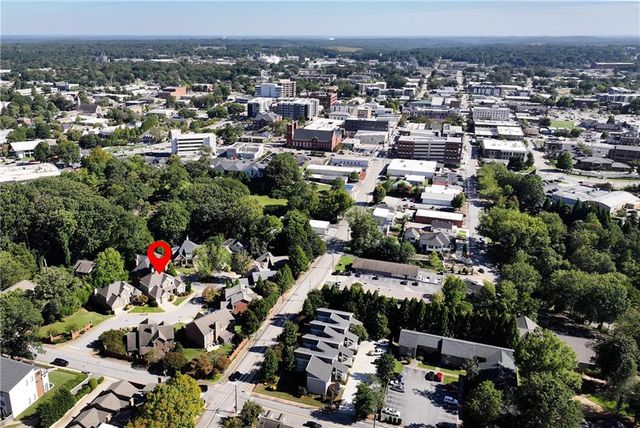 405 Forrest Lane, Gainesville, GA 30501