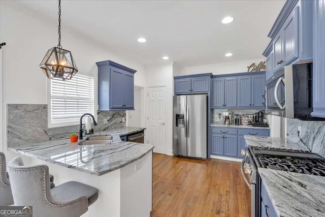 76 Colonial Circle NW, Cartersville, GA 30120