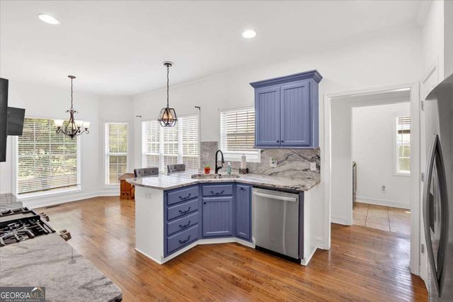 76 Colonial Circle NW, Cartersville, GA 30120