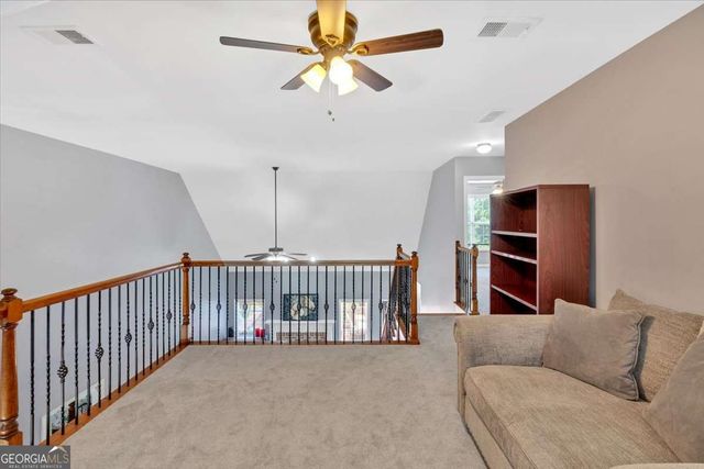 76 Colonial Circle NW, Cartersville, GA 30120