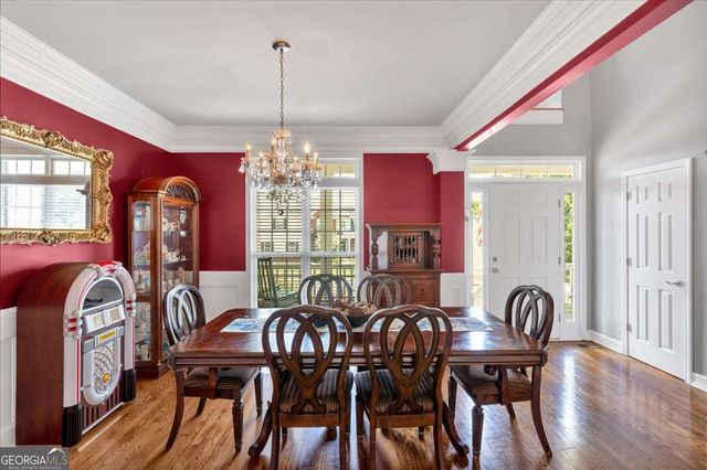 76 Colonial Circle NW, Cartersville, GA 30120