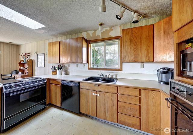 1703 Allen Street, Kelso, WA 98626