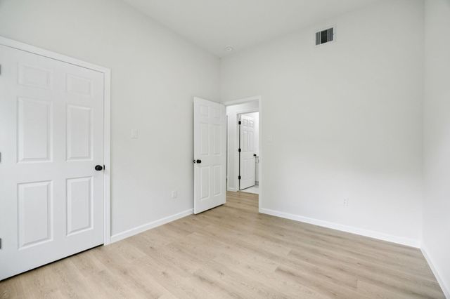 301 Cartersville Street B, Houston, TX 77029