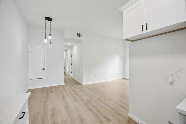 301 Cartersville Street B, Houston, TX 77029