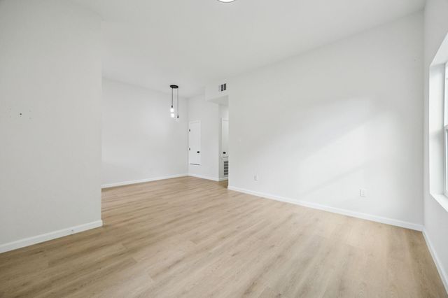 301 Cartersville Street B, Houston, TX 77029