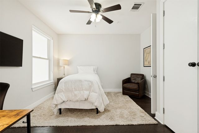 4060 Spring Valley Road 101, Farmers Branch, TX 75244