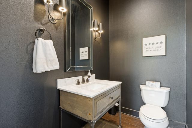 4060 Spring Valley Road 101, Farmers Branch, TX 75244