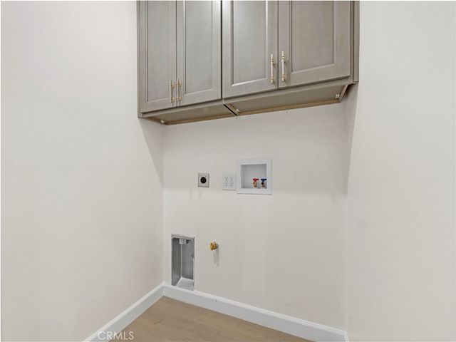 2947 Dalton, Los Angeles, CA 90018