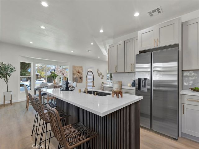 2947 Dalton, Los Angeles, CA 90018