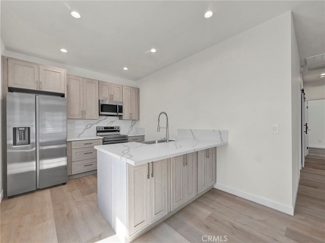 2947 Dalton, Los Angeles, CA 90018