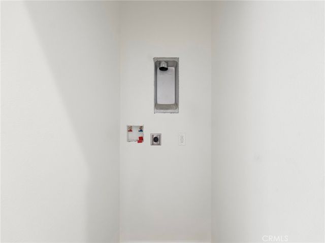 2947 Dalton, Los Angeles, CA 90018