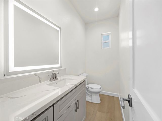 2947 Dalton, Los Angeles, CA 90018