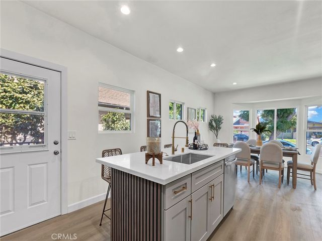 2947 Dalton, Los Angeles, CA 90018