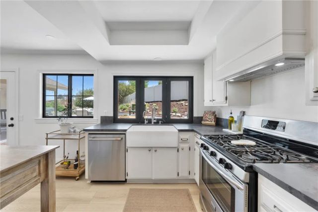 29840 Camino Del Sol, Temecula, CA 92592