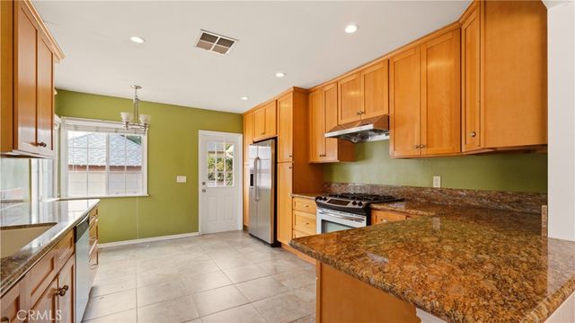 540 Clement Drive, Glendale, CA 91202