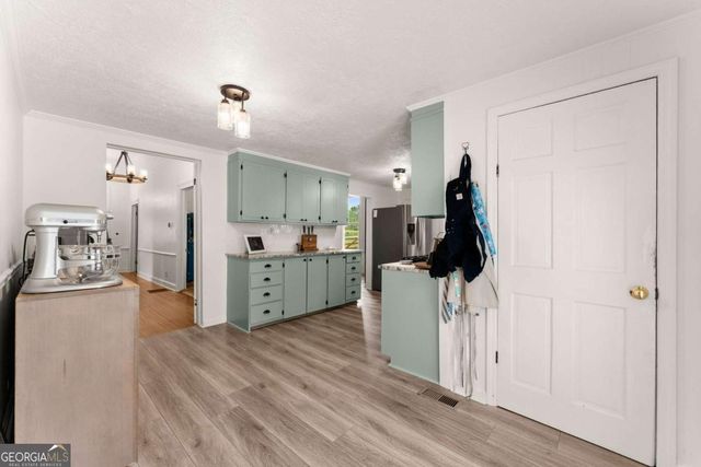 2935 Fork Road, Gainesville, GA 30506