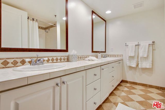 1430 N Harper Avenue 307, West Hollywood, CA 90046