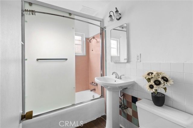 330 W Laurel Street A, Compton, CA 90220