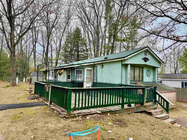 23 Liscomb Cir Unit 60, Gilford, NH 03249