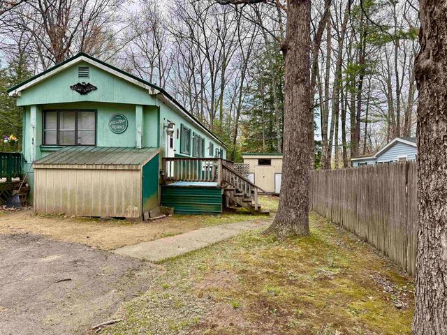 23 Liscomb Cir Unit 60, Gilford, NH 03249
