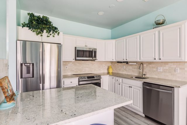 102 Spanish Oaks Lane, Ladson, SC 29456