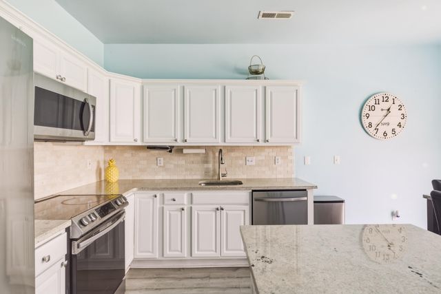 102 Spanish Oaks Lane, Ladson, SC 29456