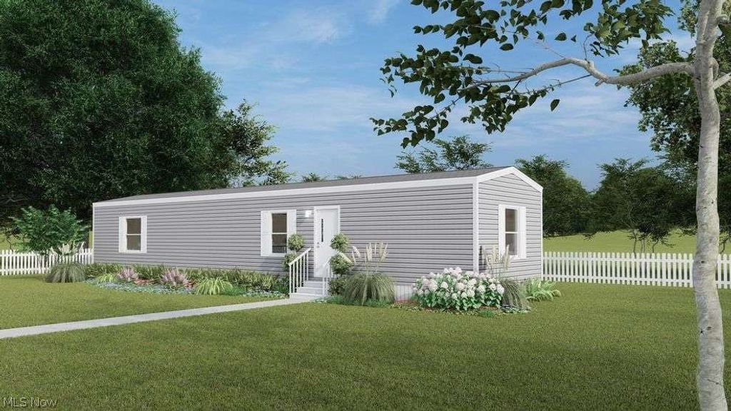 1275 Norton Avenue H4, Barberton, OH 44203