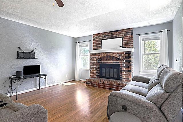 700 Lark Street, Raymore, MO 64083