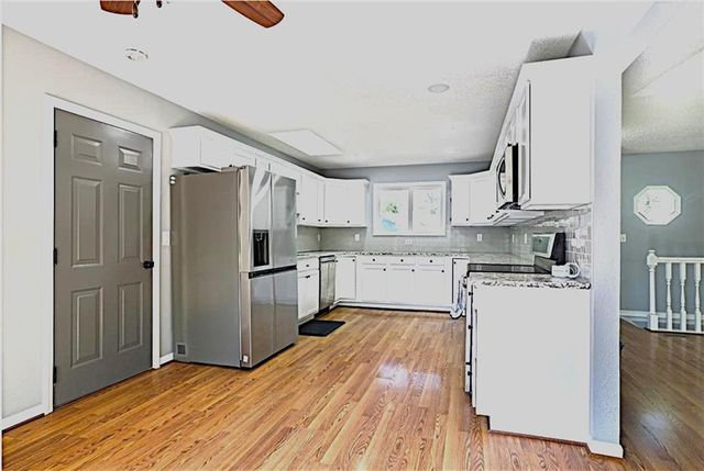 700 Lark Street, Raymore, MO 64083