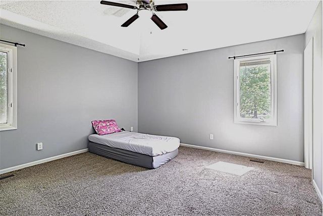 700 Lark Street, Raymore, MO 64083