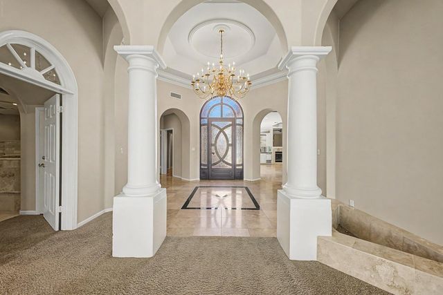 8407 E Del Camino Drive, Scottsdale, AZ 85258