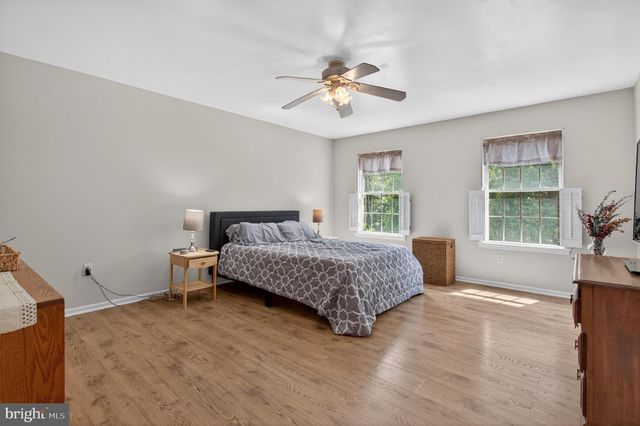 3 EMILY PL, Hamilton, NJ 08690