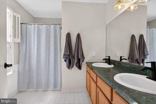 3 EMILY PL, Hamilton, NJ 08690