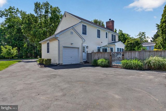 3 EMILY PL, Hamilton, NJ 08690