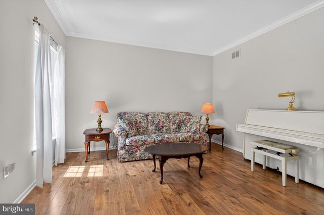 3 EMILY PL, Hamilton, NJ 08690