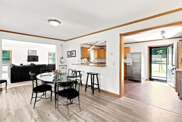 274 Strong St, Amherst, MA 01002