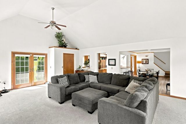 274 Strong St, Amherst, MA 01002