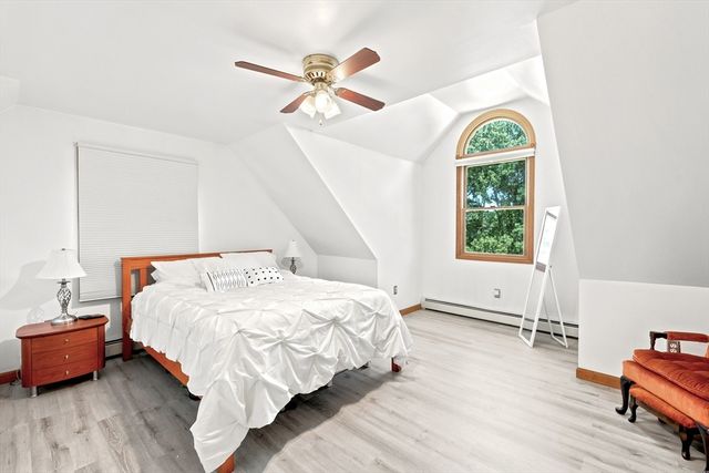 274 Strong St, Amherst, MA 01002