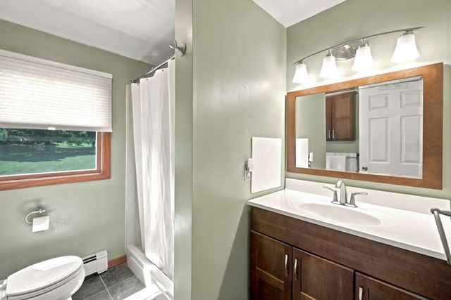 274 Strong St, Amherst, MA 01002