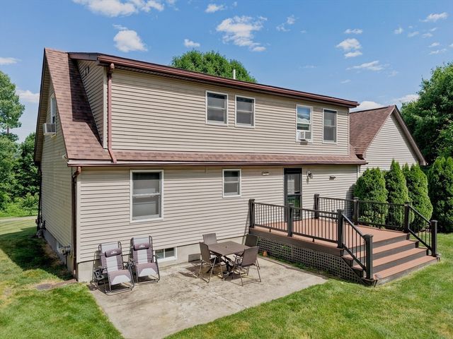 274 Strong St, Amherst, MA 01002