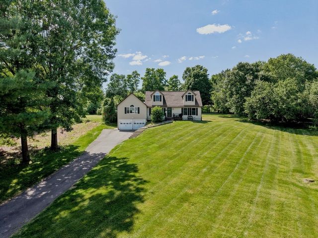 274 Strong St, Amherst, MA 01002